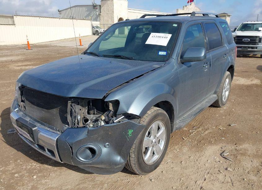 Photo 2 of 2010 Ford Escape LIMITED (VIN 1FMCU0EG6AKA55612)