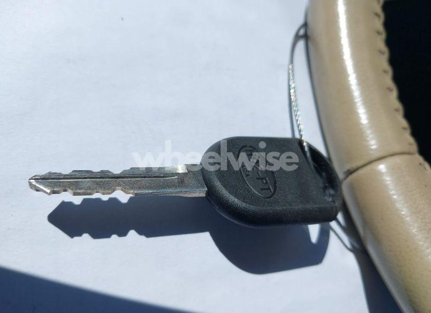 Photo 11 of 2011 Ford Escape LIMITED (VIN 1FMCU0EG6BKA15211)