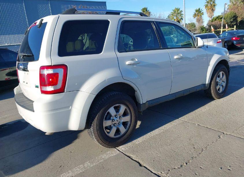 Photo 4 of 2011 Ford Escape LIMITED (VIN 1FMCU0EG6BKA28976)