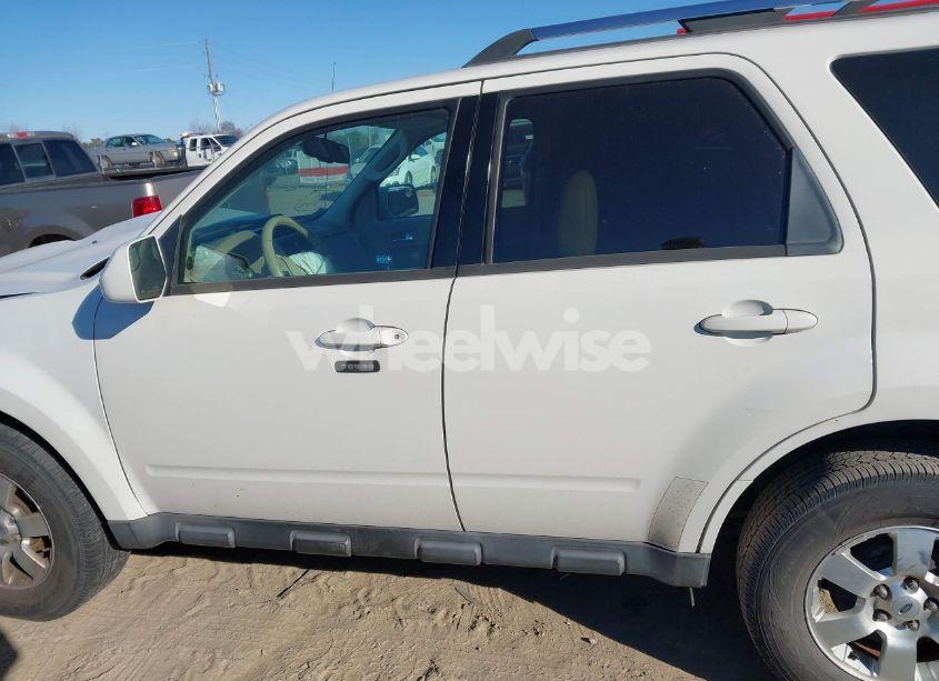 Photo 13 of 2011 Ford Escape LIMITED (VIN 1FMCU0EG6BKC22732)