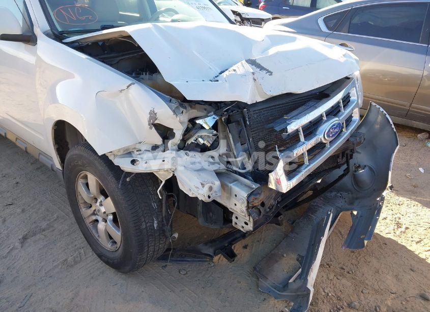 Photo 6 of 2011 Ford Escape LIMITED (VIN 1FMCU0EG6BKC22732)