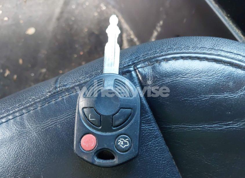 Photo 11 of 2011 Ford Escape LIMITED (VIN 1FMCU0EG6BKC64575)