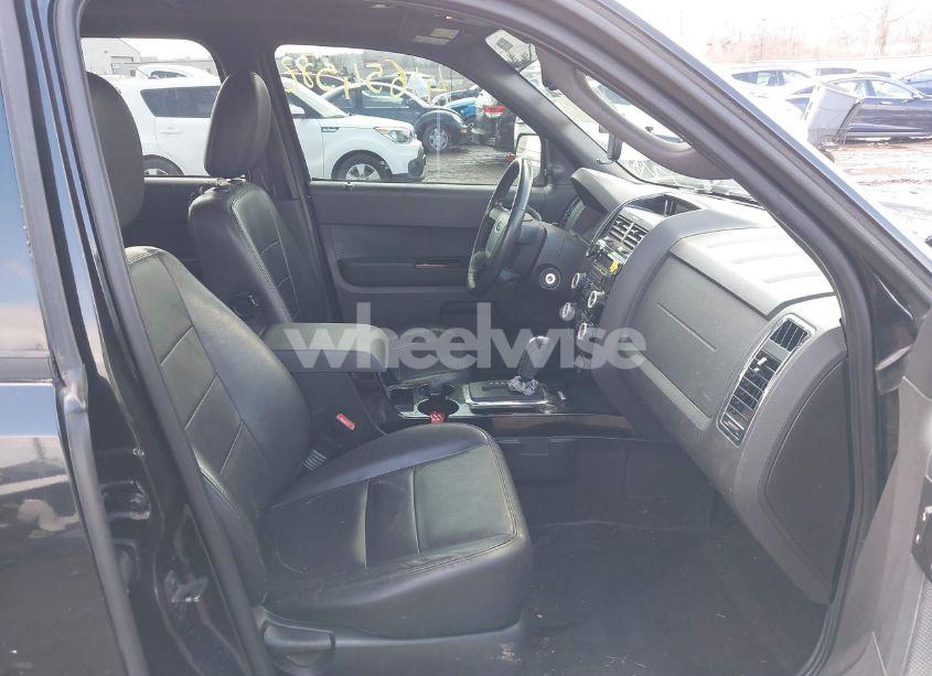 Photo 5 of 2011 Ford Escape LIMITED (VIN 1FMCU0EG6BKC64575)