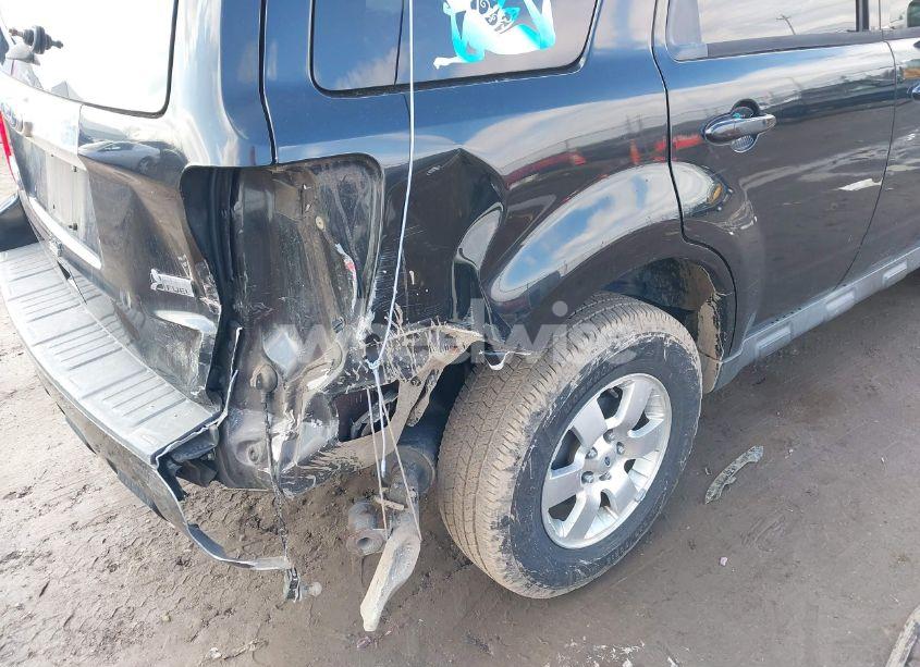 Photo 6 of 2011 Ford Escape LIMITED (VIN 1FMCU0EG6BKC64575)