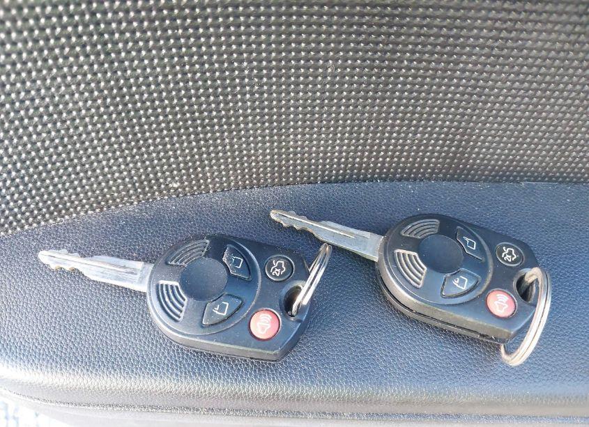 Photo 11 of 2011 Ford Escape LIMITED (VIN 1FMCU0EG6BKC69212)