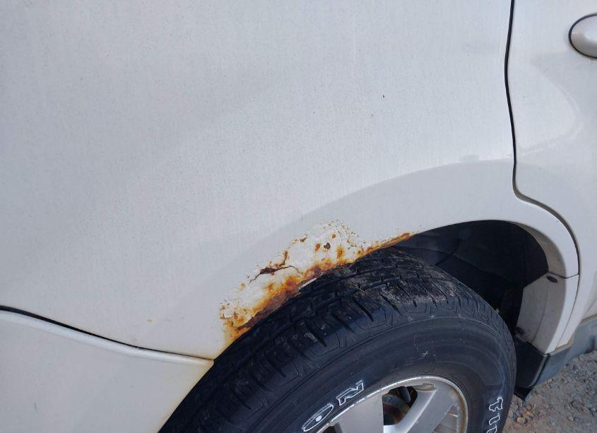 Photo 12 of 2011 Ford Escape LIMITED (VIN 1FMCU0EG6BKC69212)