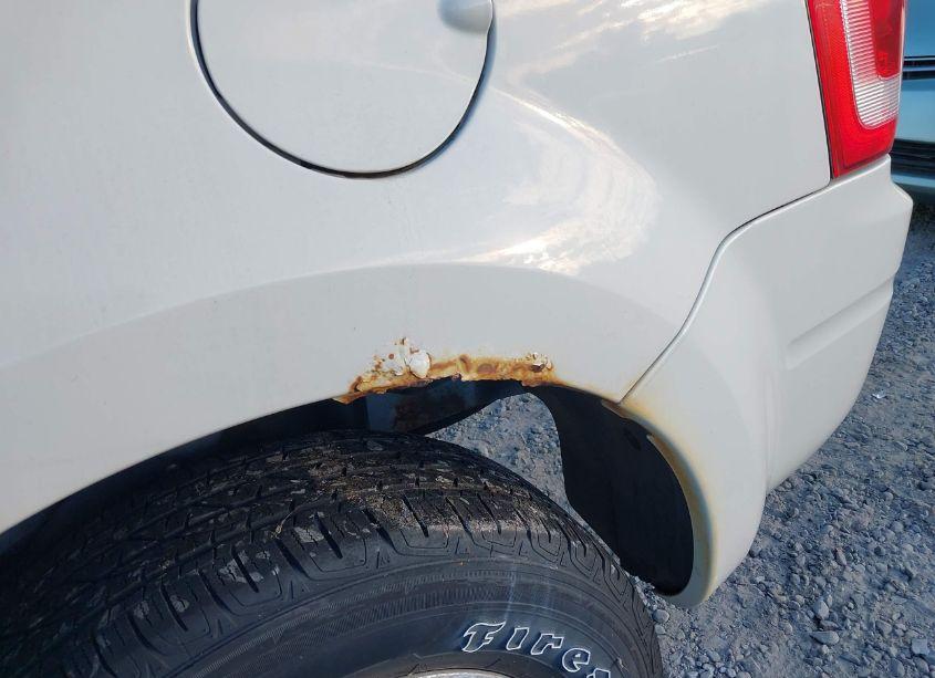 Photo 6 of 2011 Ford Escape LIMITED (VIN 1FMCU0EG6BKC69212)