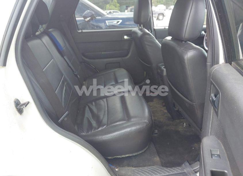 Photo 8 of 2010 Ford Escape LIMITED (VIN 1FMCU0EG7AKA86772)