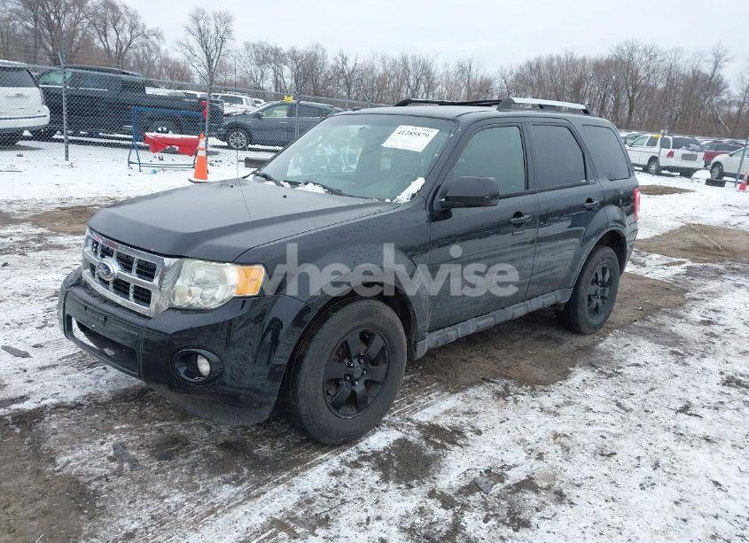 Photo 2 of 2010 Ford Escape LIMITED (VIN 1FMCU0EG7AKC42244)