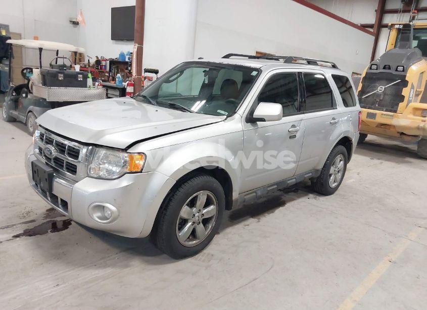 Photo 2 of 2011 Ford Escape LIMITED (VIN 1FMCU0EG7BKA43387)