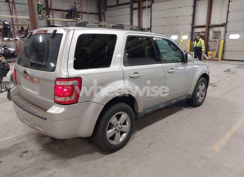 Photo 4 of 2011 Ford Escape LIMITED (VIN 1FMCU0EG7BKA43387)
