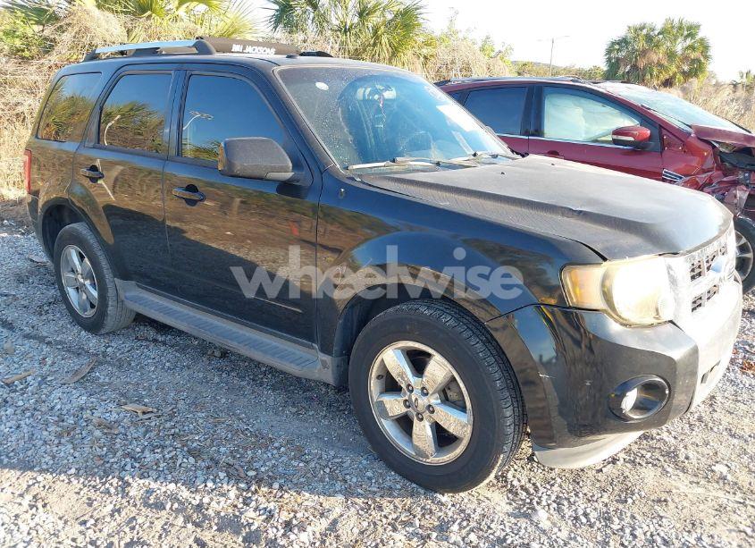 2011 Ford Escape LIMITED (VIN 1FMCU0EG7BKB89028) main photo