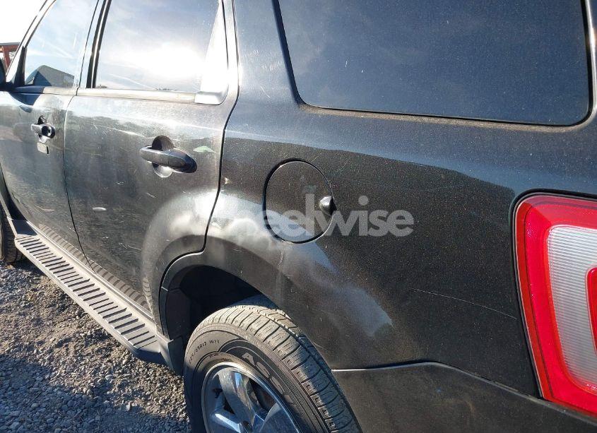 Photo 13 of 2011 Ford Escape LIMITED (VIN 1FMCU0EG7BKB89028)