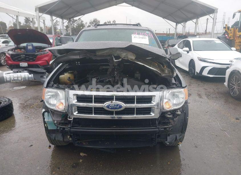 Photo 13 of 2010 Ford Escape LIMITED (VIN 1FMCU0EG8AKB81518)