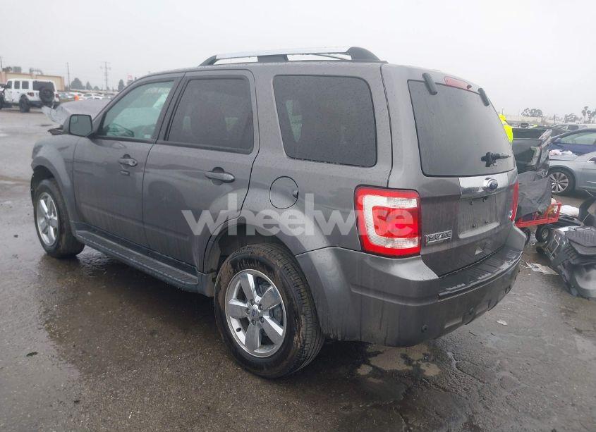 Photo 3 of 2010 Ford Escape LIMITED (VIN 1FMCU0EG8AKB81518)