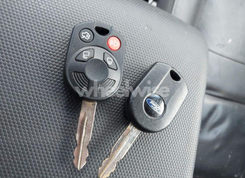 Photo 11 of 2010 Ford Escape LIMITED (VIN 1FMCU0EG8AKC71784)