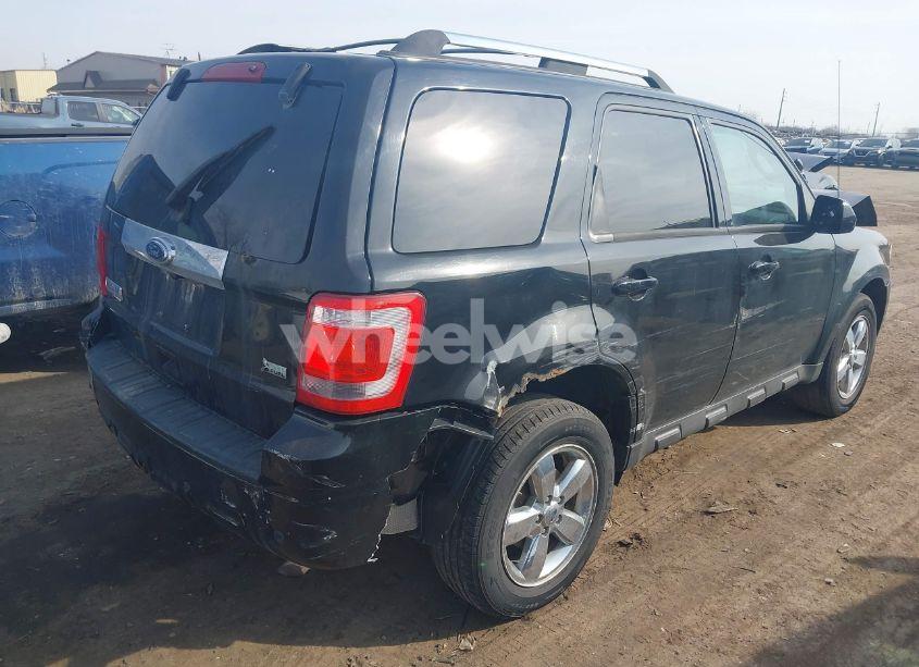 Photo 4 of 2010 Ford Escape LIMITED (VIN 1FMCU0EG8AKC71784)