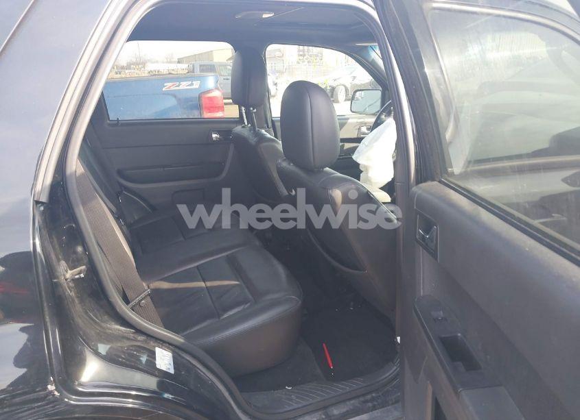 Photo 8 of 2010 Ford Escape LIMITED (VIN 1FMCU0EG8AKC71784)