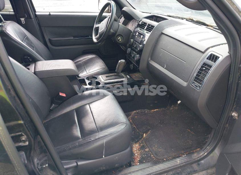 Photo 5 of 2011 Ford Escape LIMITED (VIN 1FMCU0EG8BKB85067)