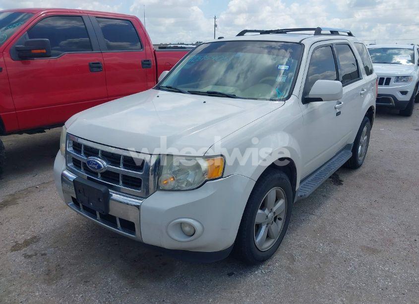 Photo 2 of 2011 Ford Escape LIMITED (VIN 1FMCU0EG8BKC04118)