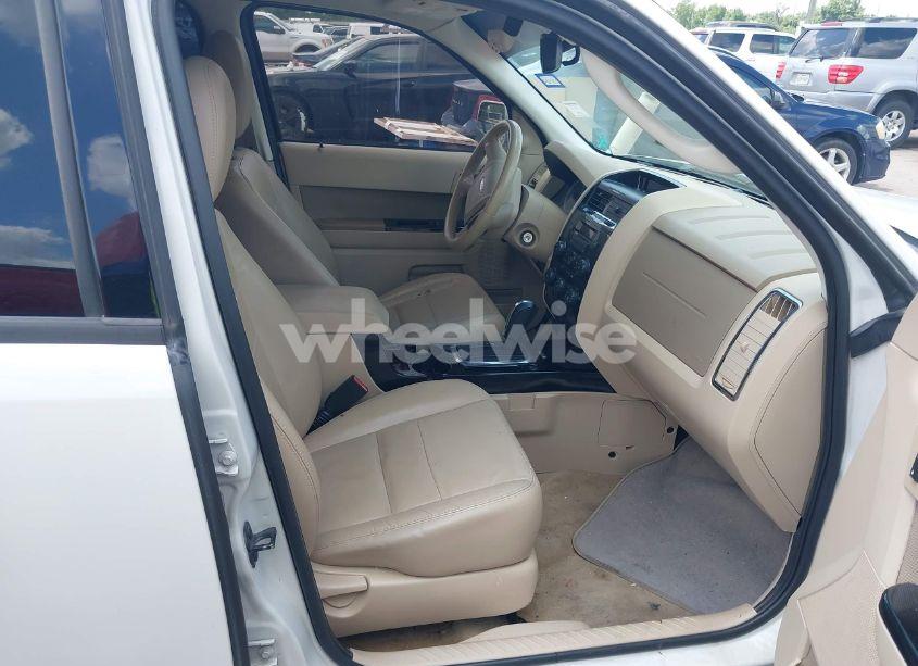 Photo 5 of 2011 Ford Escape LIMITED (VIN 1FMCU0EG8BKC04118)