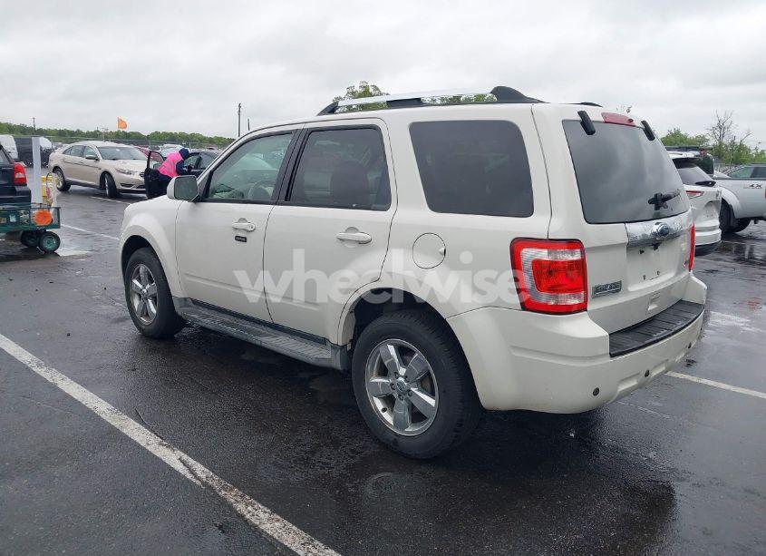 Photo 3 of 2010 Ford Escape LIMITED (VIN 1FMCU0EG9AKA03584)