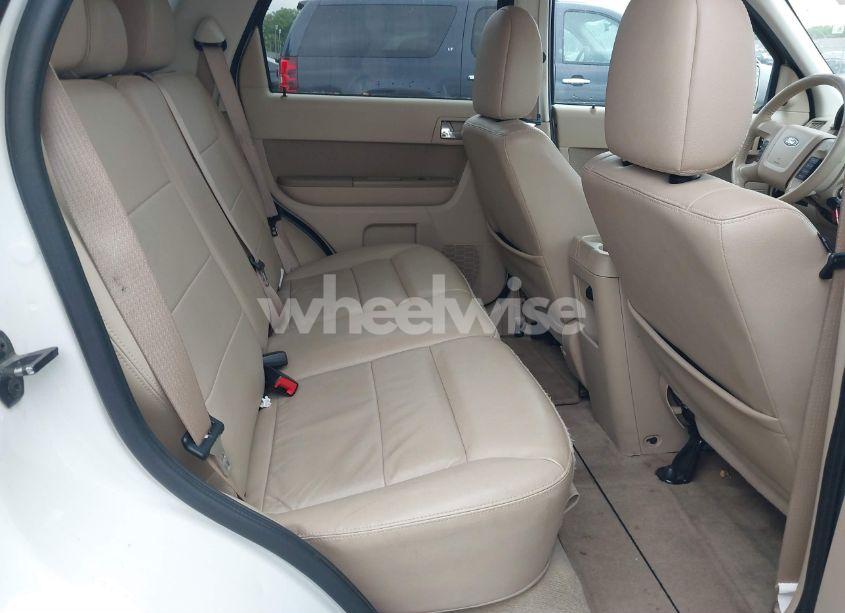 Photo 8 of 2010 Ford Escape LIMITED (VIN 1FMCU0EG9AKA03584)