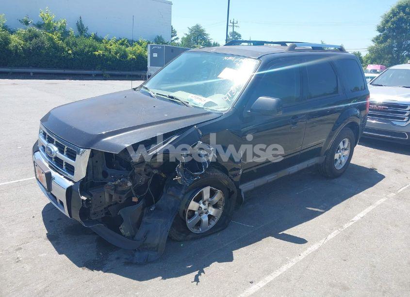 Photo 2 of 2010 Ford Escape LIMITED (VIN 1FMCU0EG9AKA41395)