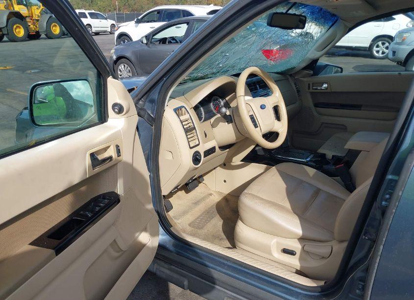 Photo 5 of 2010 Ford Escape LIMITED (VIN 1FMCU0EG9AKA53093)