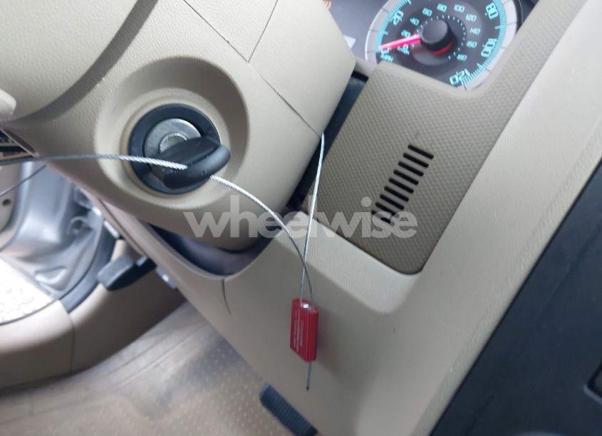 Photo 11 of 2010 Ford Escape LIMITED (VIN 1FMCU0EG9AKB31680)