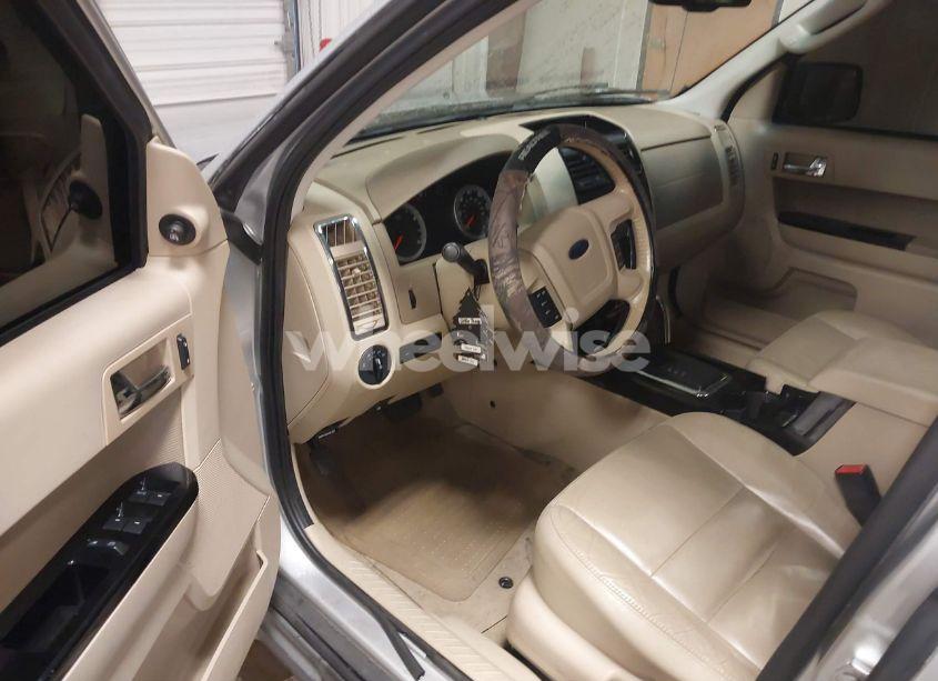 Photo 15 of 2010 Ford Escape LIMITED (VIN 1FMCU0EG9AKB31680)