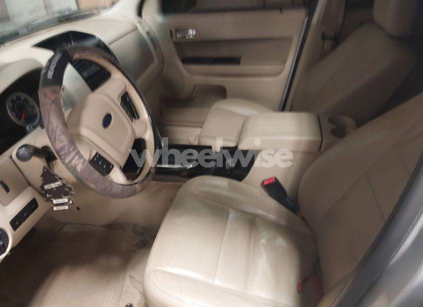 Photo 16 of 2010 Ford Escape LIMITED (VIN 1FMCU0EG9AKB31680)