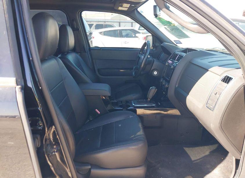 Photo 5 of 2010 Ford Escape LIMITED (VIN 1FMCU0EG9AKC46750)