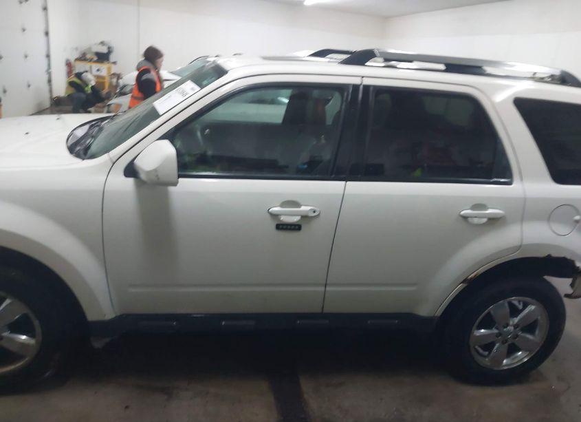 Photo 14 of 2011 Ford Escape (VIN 1FMCU0EG9BKA13310)