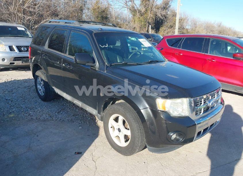 2011 Ford Escape LIMITED (VIN 1FMCU0EG9BKA75080) main photo