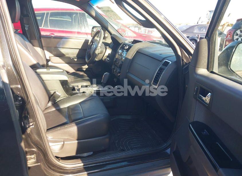 Photo 5 of 2011 Ford Escape LIMITED (VIN 1FMCU0EG9BKA75080)