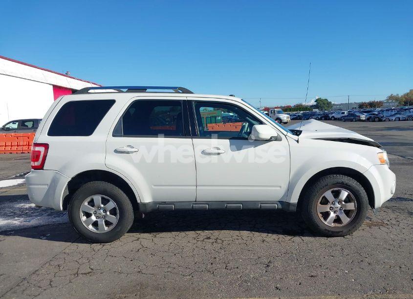 Photo 13 of 2010 Ford Escape LIMITED (VIN 1FMCU0EGXAKC17628)