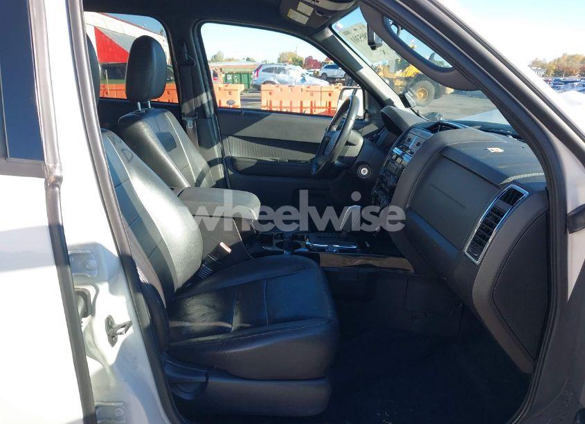 Photo 5 of 2010 Ford Escape LIMITED (VIN 1FMCU0EGXAKC17628)