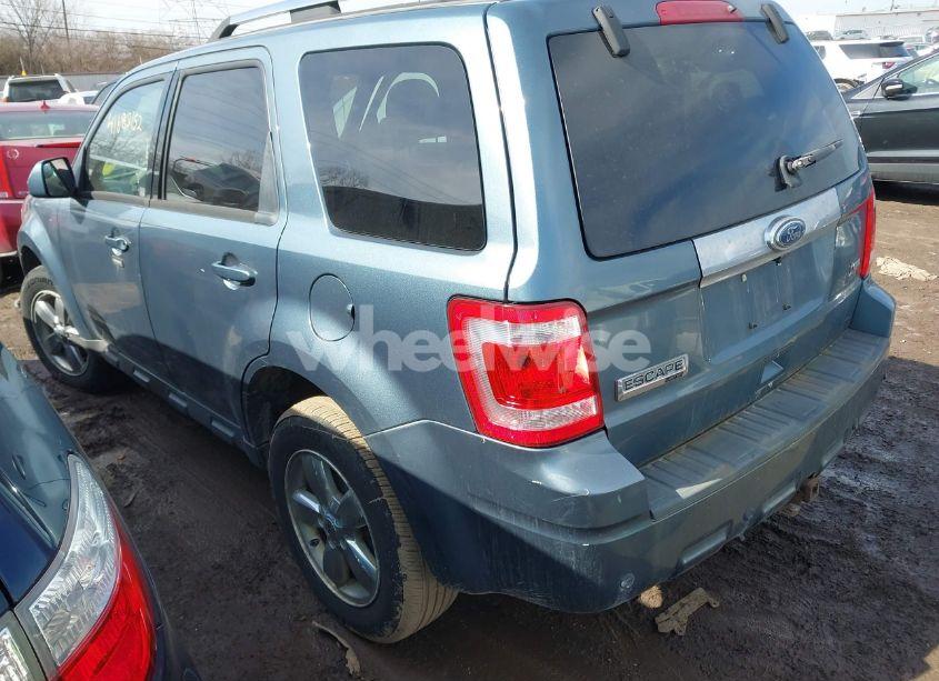 Photo 3 of 2010 Ford Escape LIMITED (VIN 1FMCU0EGXAKC31190)
