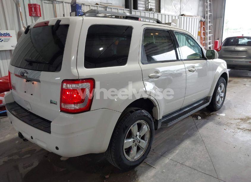 Photo 4 of 2010 Ford Escape LIMITED (VIN 1FMCU0EGXAKD16384)