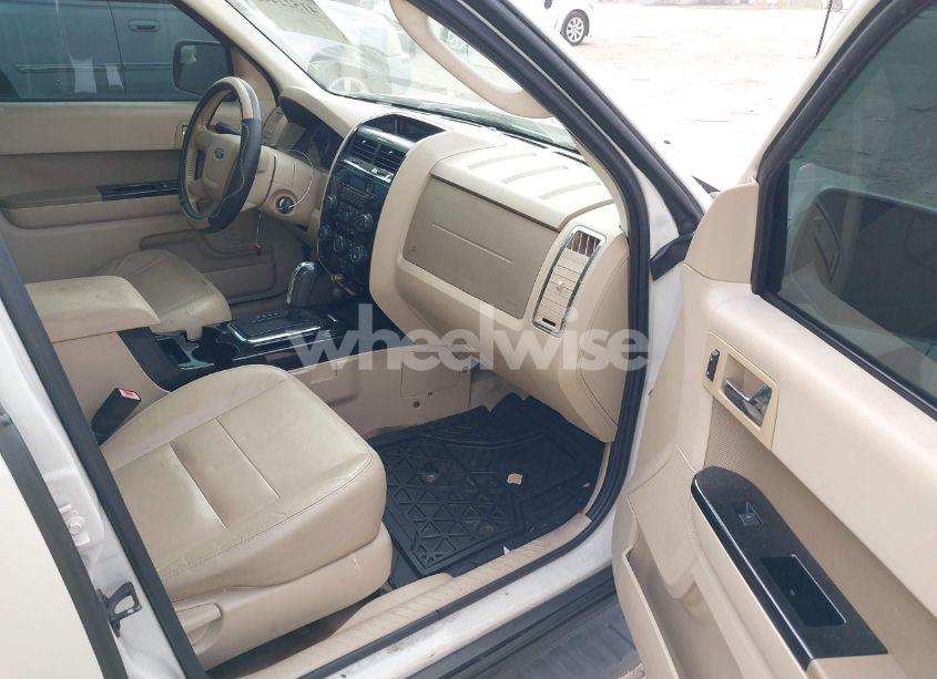 Photo 5 of 2010 Ford Escape LIMITED (VIN 1FMCU0EGXAKD30981)