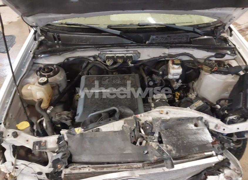 Photo 10 of 2010 Ford Escape LIMITED (VIN 1FMCU0EGXAKD47747)