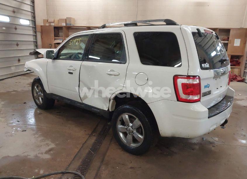 Photo 3 of 2010 Ford Escape LIMITED (VIN 1FMCU0EGXAKD47747)