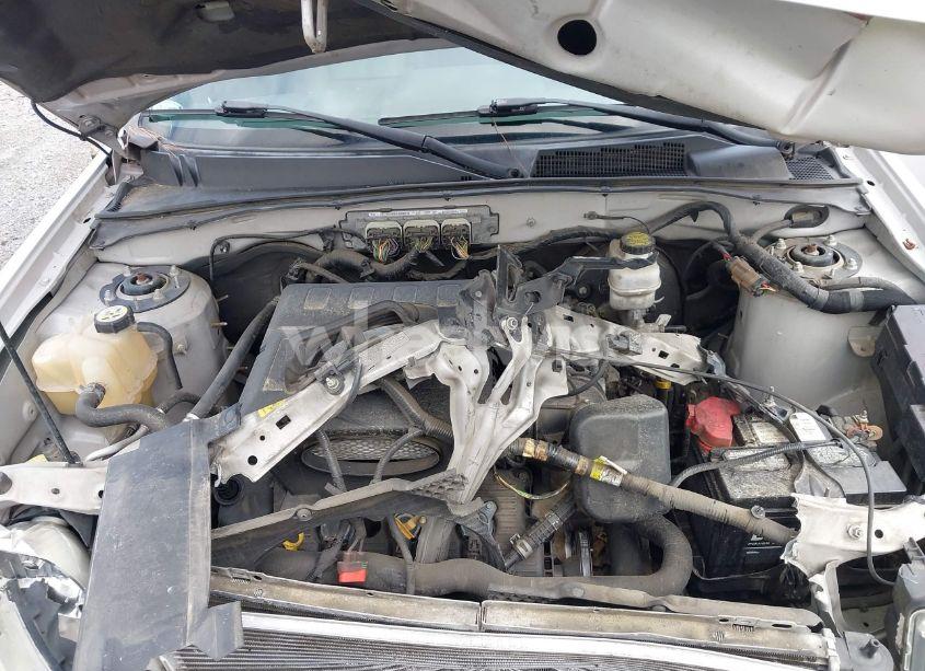 Photo 10 of 2011 Ford Escape LIMITED (VIN 1FMCU0EGXBKB09589)