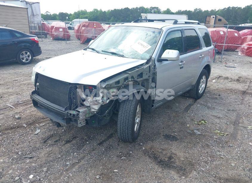 Photo 2 of 2011 Ford Escape LIMITED (VIN 1FMCU0EGXBKB84924)