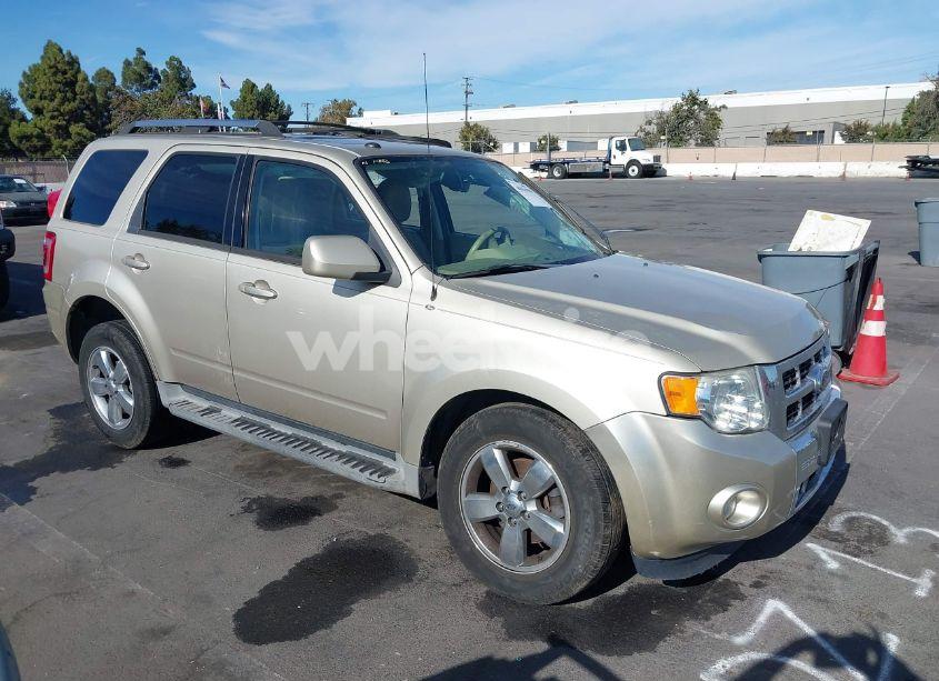 2012 Ford Escape LIMITED (VIN 1FMCU0EGXCKA47595) main photo