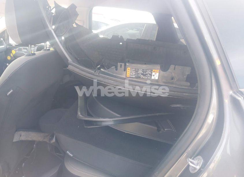 Photo 8 of 2022 Ford Escape SE PLUG-IN HYBRID (VIN 1FMCU0EZ3NUA19209)