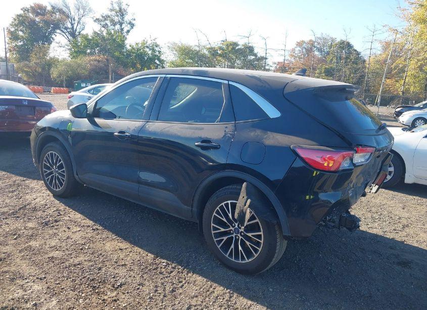 Photo 3 of 2022 Ford Escape SE PLUG-IN HYBRID (VIN 1FMCU0EZ7NUA23277)