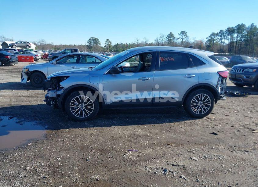 Photo 15 of 2022 Ford Escape SE PLUG-IN HYBRID (VIN 1FMCU0EZ9NUB79515)