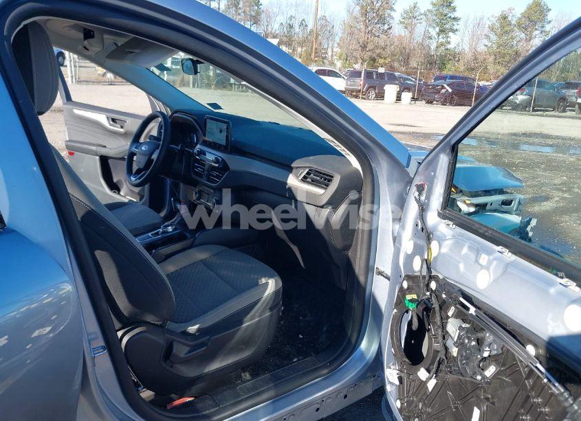 Photo 5 of 2022 Ford Escape SE PLUG-IN HYBRID (VIN 1FMCU0EZ9NUB79515)